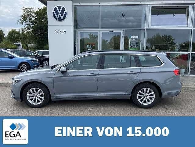 Grau Gebraucht 2022 VW Passat Business Kombi | 26.940 € (Fairer Preis) - Bild 1/4