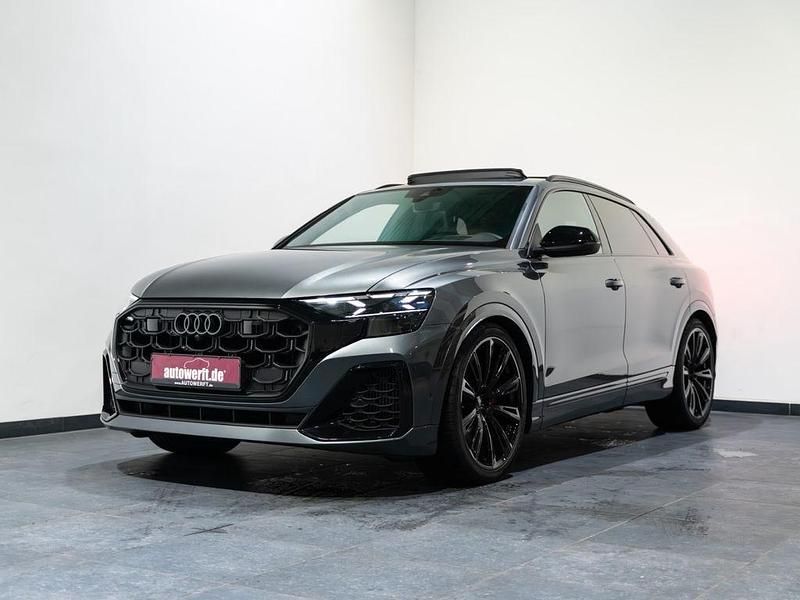 Gebraucht Audi SQ8 Exclusive 507 PS (372 kW) 2024 Grau SUV