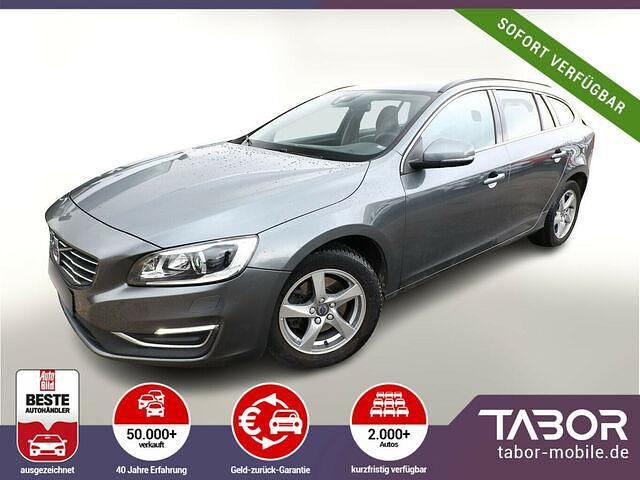 Grau Gebraucht 2018 Volvo V60 Momentum Kombi | 19.388 € (Guter Preis) - Bild 1/2