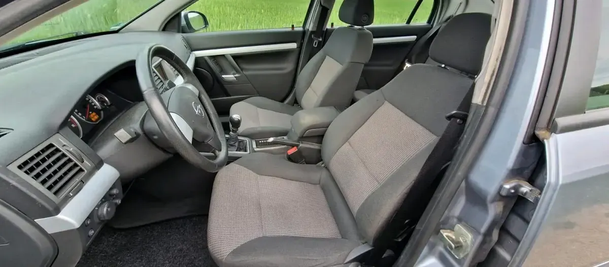 Gebraucht Opel Vectra 125 PS (91 kW) 2005 Silber Limousine