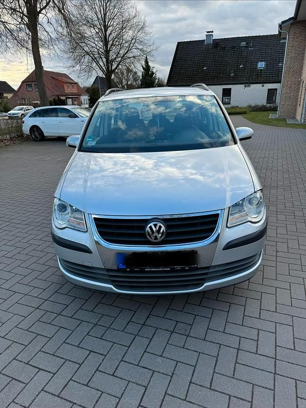 Gebraucht VW Touran 105 PS (77 kW) 2008 Silber Van / Kleinbus