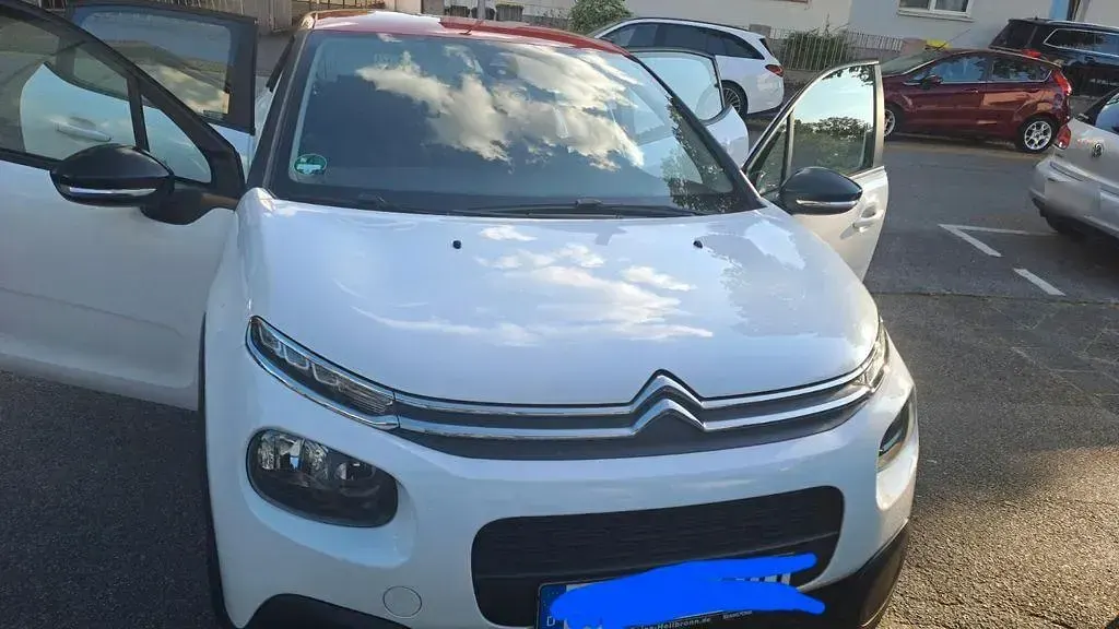 Gebraucht Citroën C3 Feel 83 PS (61 kW) 2020 Weiß Kleinwagen
