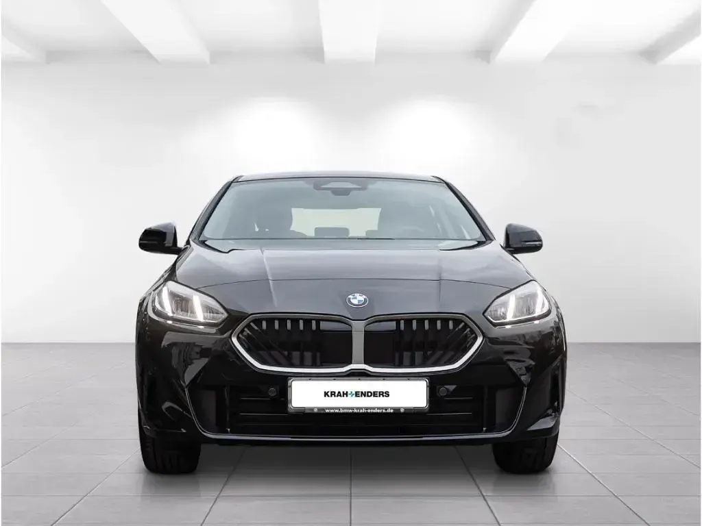 Neu BMW 216 122 PS (89 kW) 2026 Schwarz Coupé
