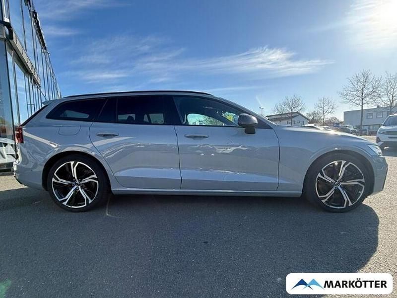 Gebraucht Volvo V60 Plus 398 PS (292 kW) 2024 Grau Kombi