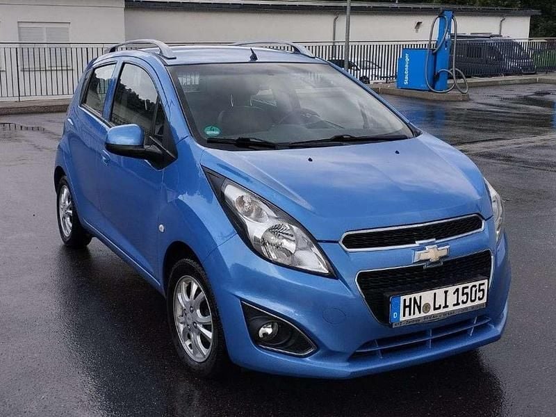 Blau Gebraucht 2013 Chevrolet Spark LTZ Kleinwagen | 3.480 € (Fairer Preis) - Bild 1/4