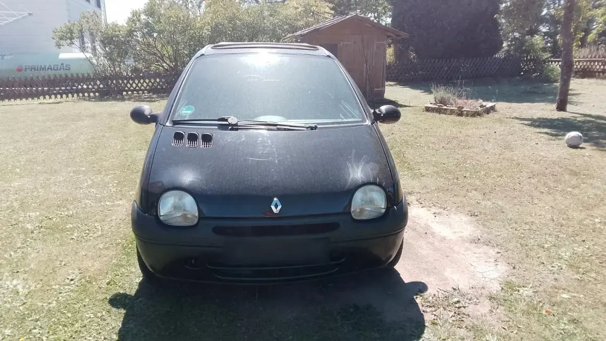Second-hand Renault Twingo 58 CP (42 kW) 2006 Negru Hatchback