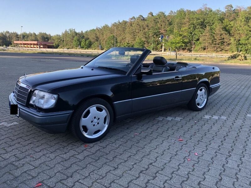 Gebraucht Mercedes 320 220 PS (161 kW) 1996 Schwarz Cabrio