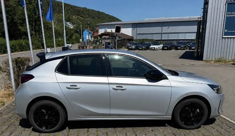 Gebraucht Opel Corsa 101 PS (74 kW) 2024 Grau Kleinwagen