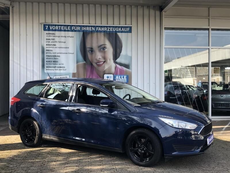 Blau Gebraucht 2016 Ford Focus Ambiente | 11.480 € (Fairer Preis) - Bild 1/1