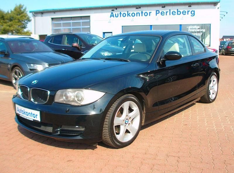 Gebraucht BMW 120 Cabriolet Advantage 177 PS (130 kW) 2009 Schwarz Cabrio