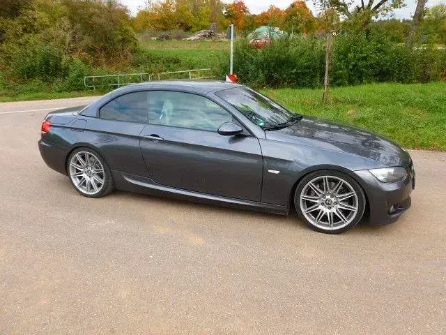 Gebraucht BMW 330 Cabriolet M Sport 272 PS (200 kW) 2008 Grau Cabrio
