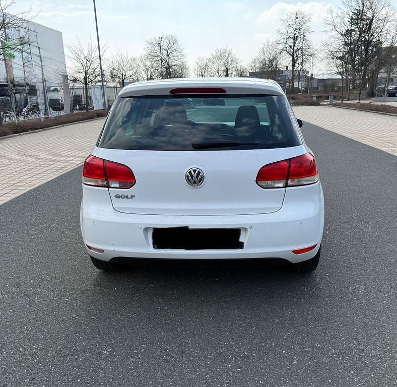 Gebraucht VW Golf VI 80 PS (58 kW) 2009 Weiß Kleinwagen