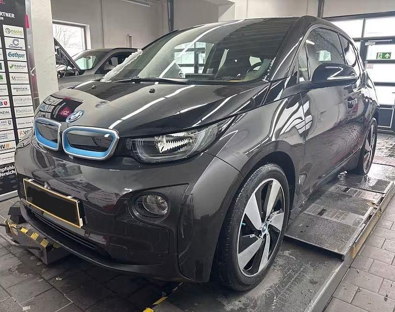 Gebraucht BMW i3 170 PS (125 kW) 2015 Schwarz Kleinwagen