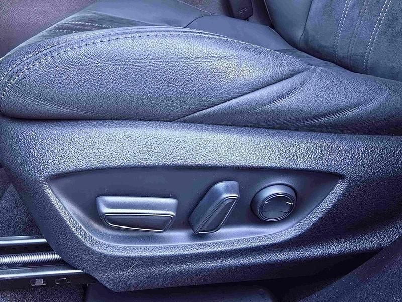 Gebraucht Toyota C-HR Sport 157 PS (115 kW) 2023 Grau SUV