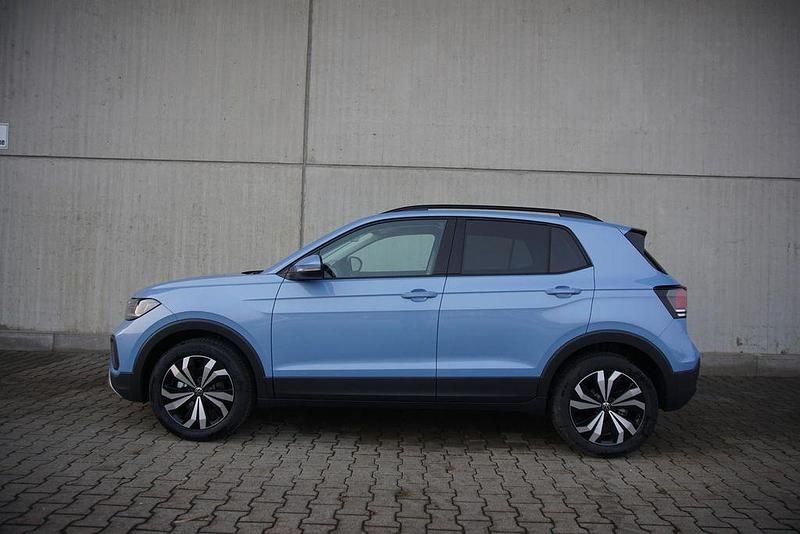 Neu VW T-Cross 116 PS (85 kW) 2026 Clear blau metallic SUV