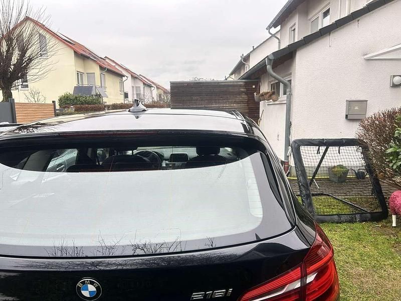 Gebraucht BMW 218 Advantage 136 PS (100 kW) 2018 Schwarz Van / Kleinbus
