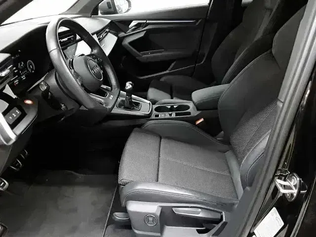 Second-hand Audi A3 Edition .1 116 CP (85 kW) 2021 Negru Berlinǎ