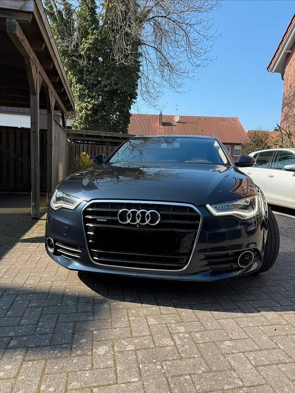 Gebraucht Audi A6 245 PS (180 kW) 2011 Blau Kombi