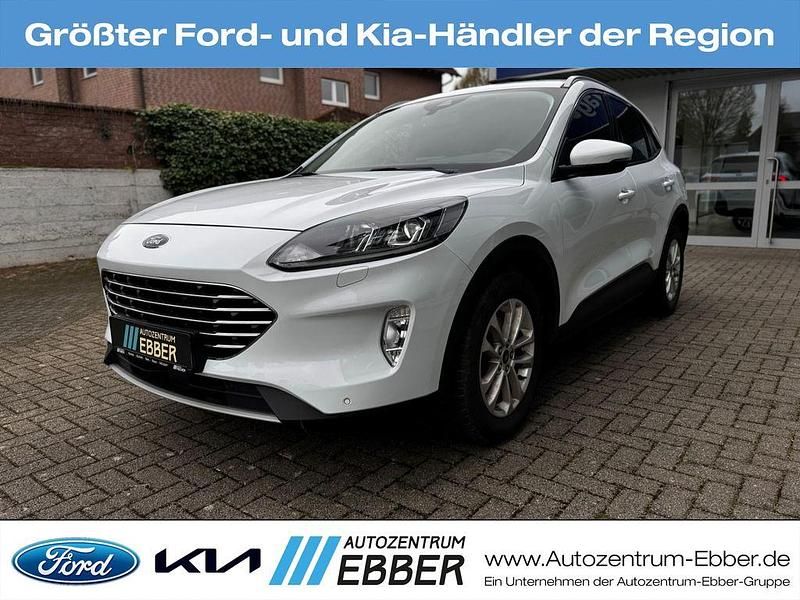 Gebraucht Ford Kuga Titanium 120 PS (88 kW) 2022 Weiss SUV