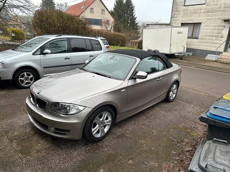 Gebraucht BMW 118 Cabriolet 143 PS (105 kW) 2010 Silber Cabrio