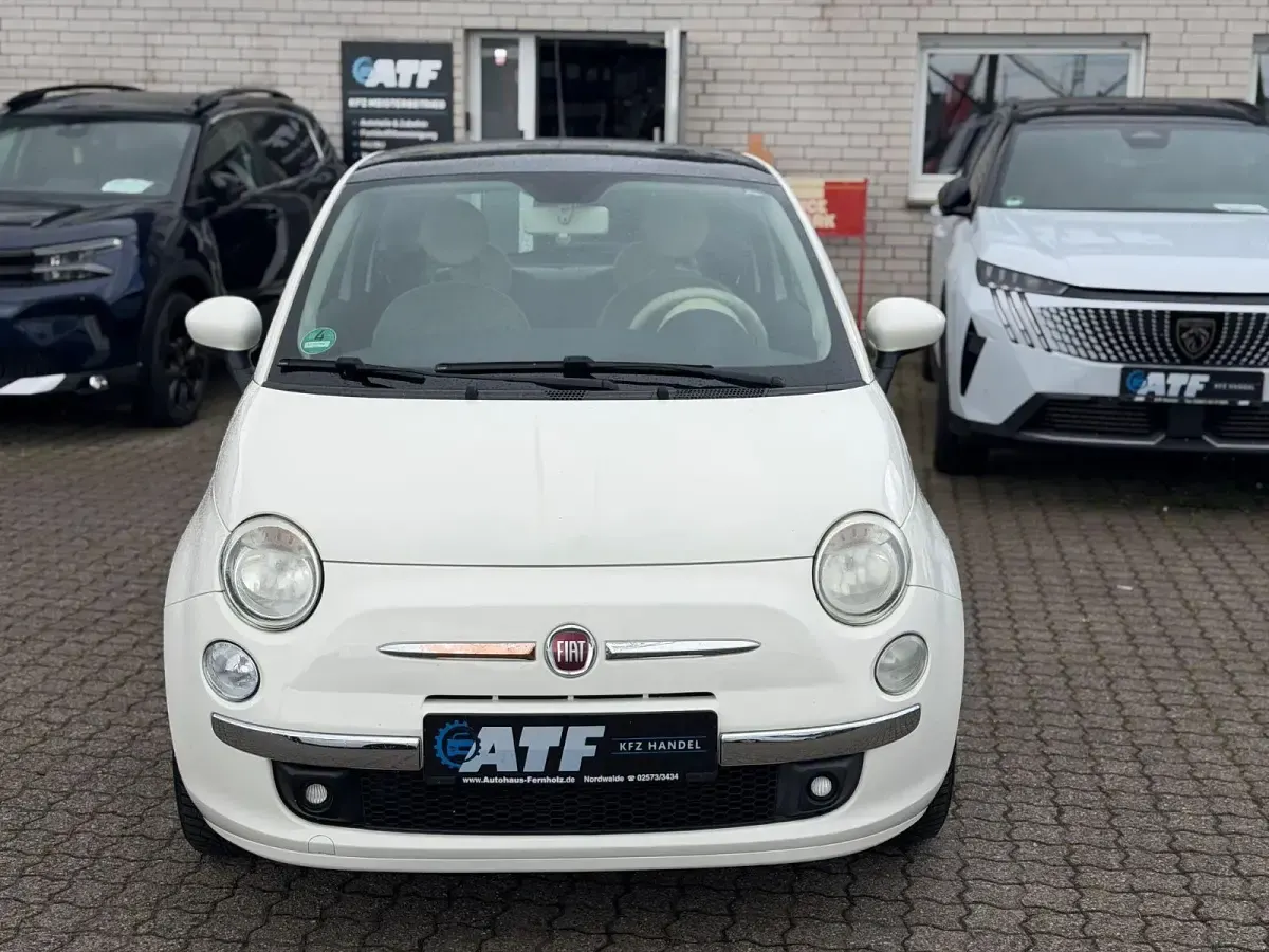 Gebraucht Fiat 500 Lounge 69 PS (50 kW) 2008 Weiß Kleinwagen