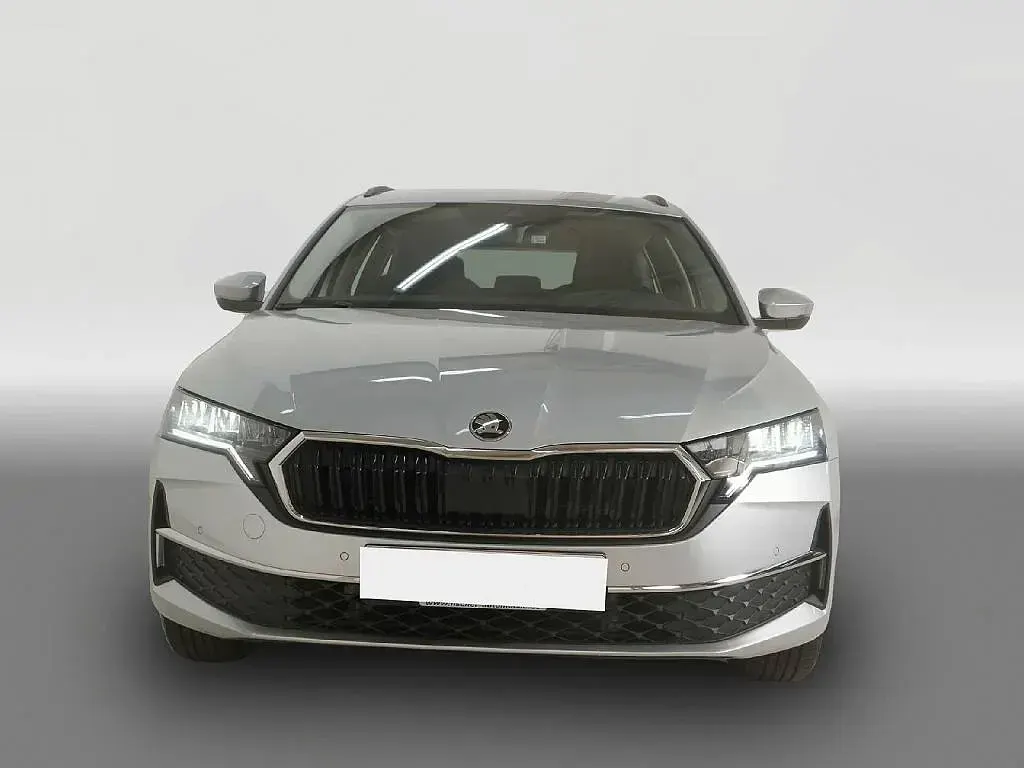Usata Skoda Octavia Selection 150 CV (110 kW) 2024 Argento Station wagon