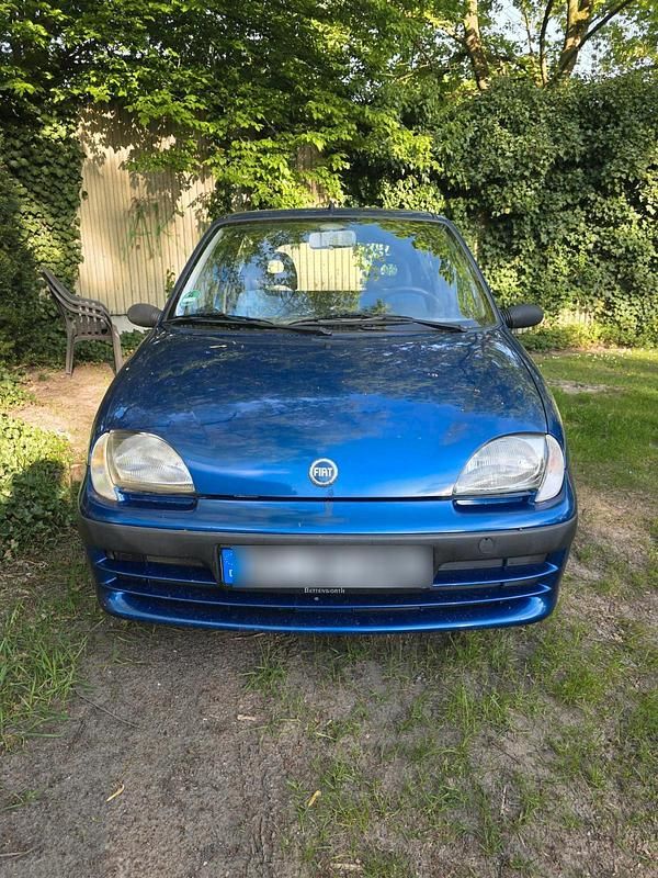 Blau Gebraucht 2003 Fiat Seicento Kleinwagen | 899 € (Fairer Preis) - Bild 1/4