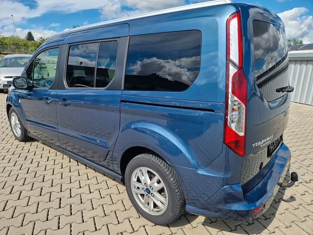Gebraucht Ford Grand Tourneo Connect Titanium 120 PS (88 kW) 2018 Blau Van / Kleinbus