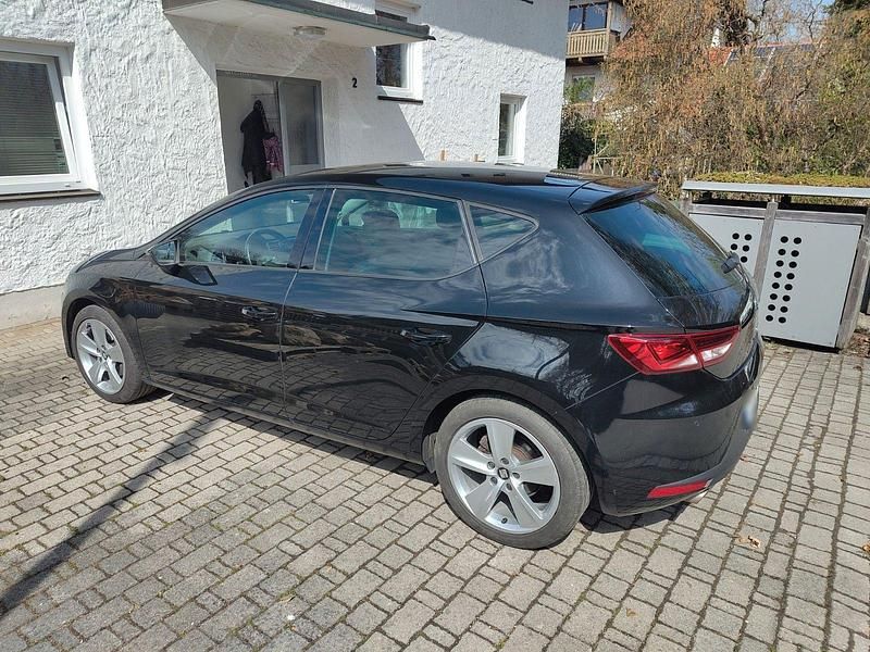 Gebraucht Seat Leon FR 150 PS (110 kW) 2015 Schwarz Limousine