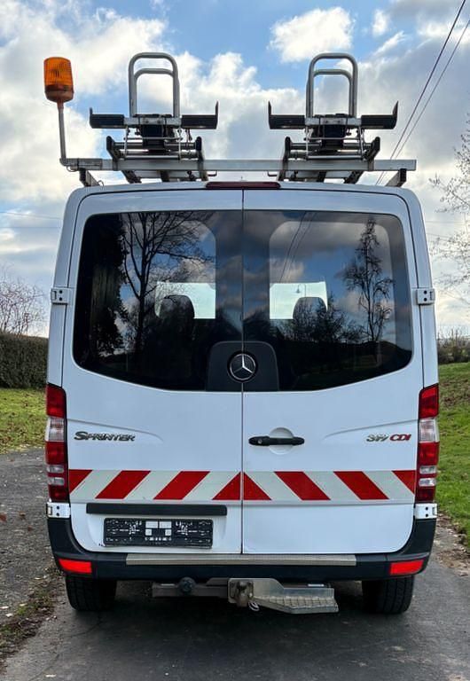Gebraucht Mercedes Sprinter 190 PS (139 kW) 2011 Weiß Van