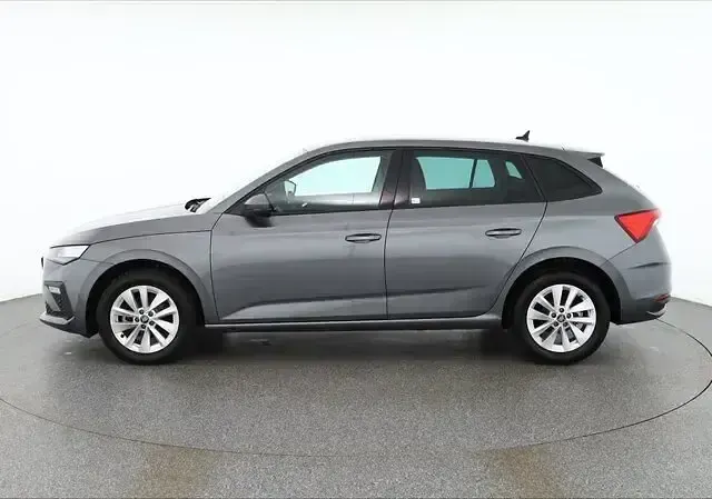 Neu Skoda Scala 116 PS (85 kW) 2026 Grau Kleinwagen