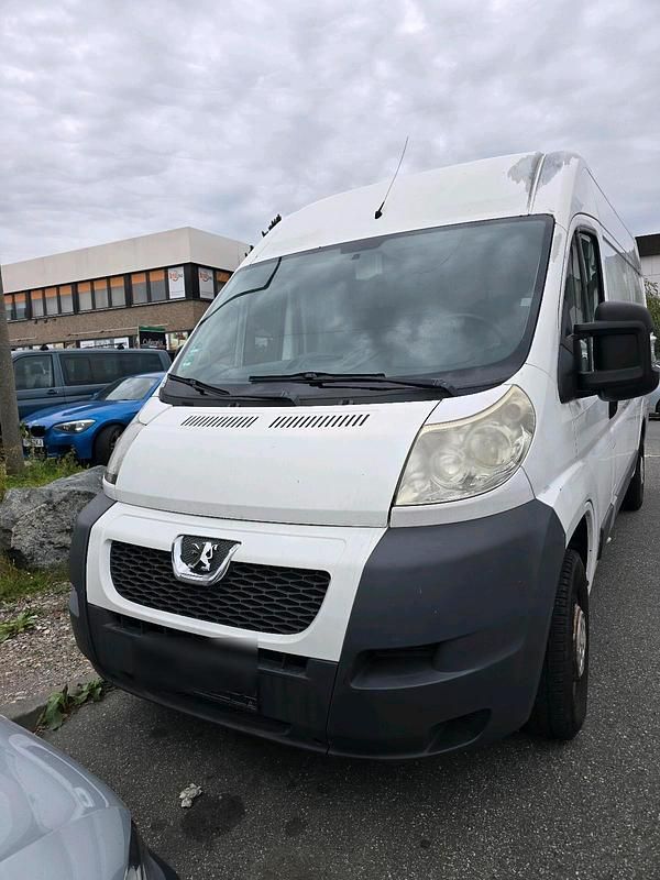 Gebraucht Peugeot Boxer 131 PS (96 kW) 2012 Weiß Van