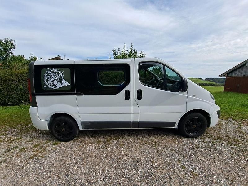 Weiß Gebraucht 2014 Renault Trafic Van | 13.900 € - Bild 1/4