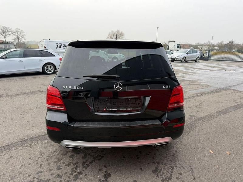 Gebraucht Mercedes GLK200 143 PS (105 kW) 2014 Schwarz SUV