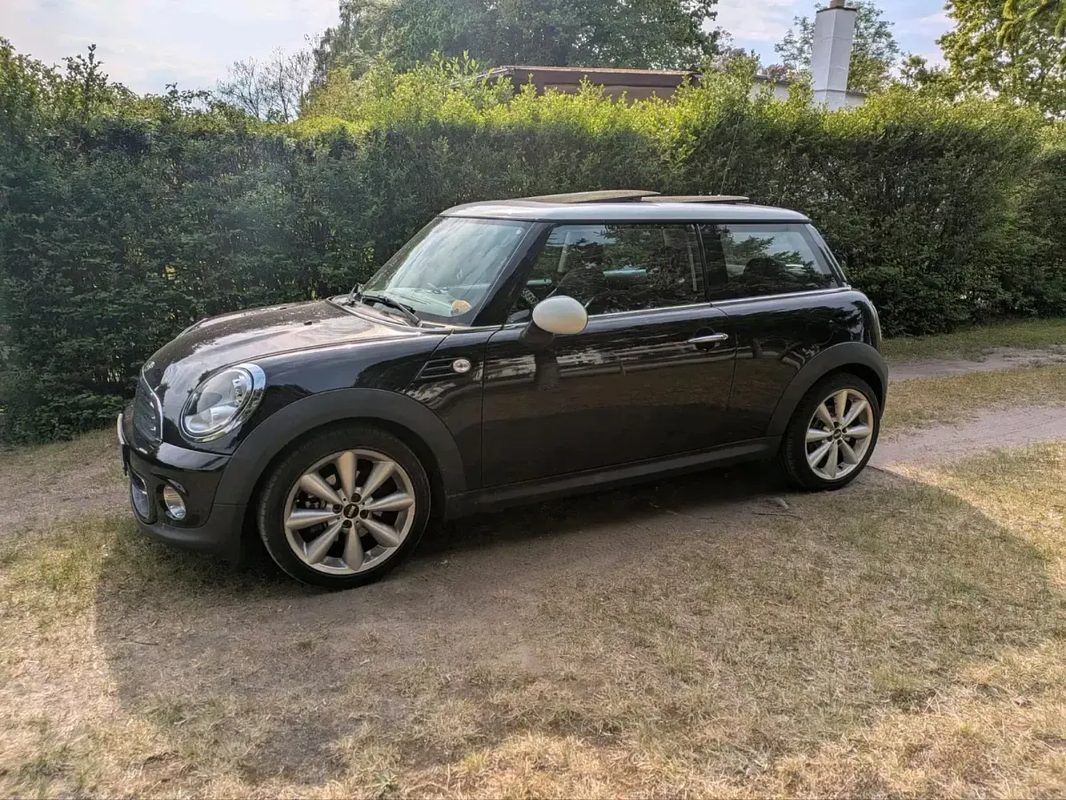 Używany Mini Cooper 122 KM (89 kW) 2013 Czarny Hatchback