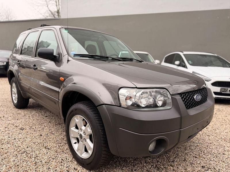 Gebraucht Ford Maverick 150 PS (110 kW) 2004 Grau SUV