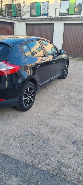Gebraucht Renault Mégane Expression 101 PS (74 kW) 2009 Schwarz Limousine