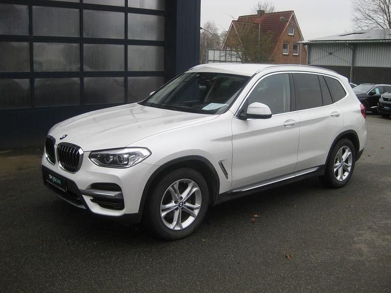 Mineralweiss metallic Gebraucht 2021 BMW X3 Luxury Line SUV | 30.990 € (Guter Preis) - Bild 1/4