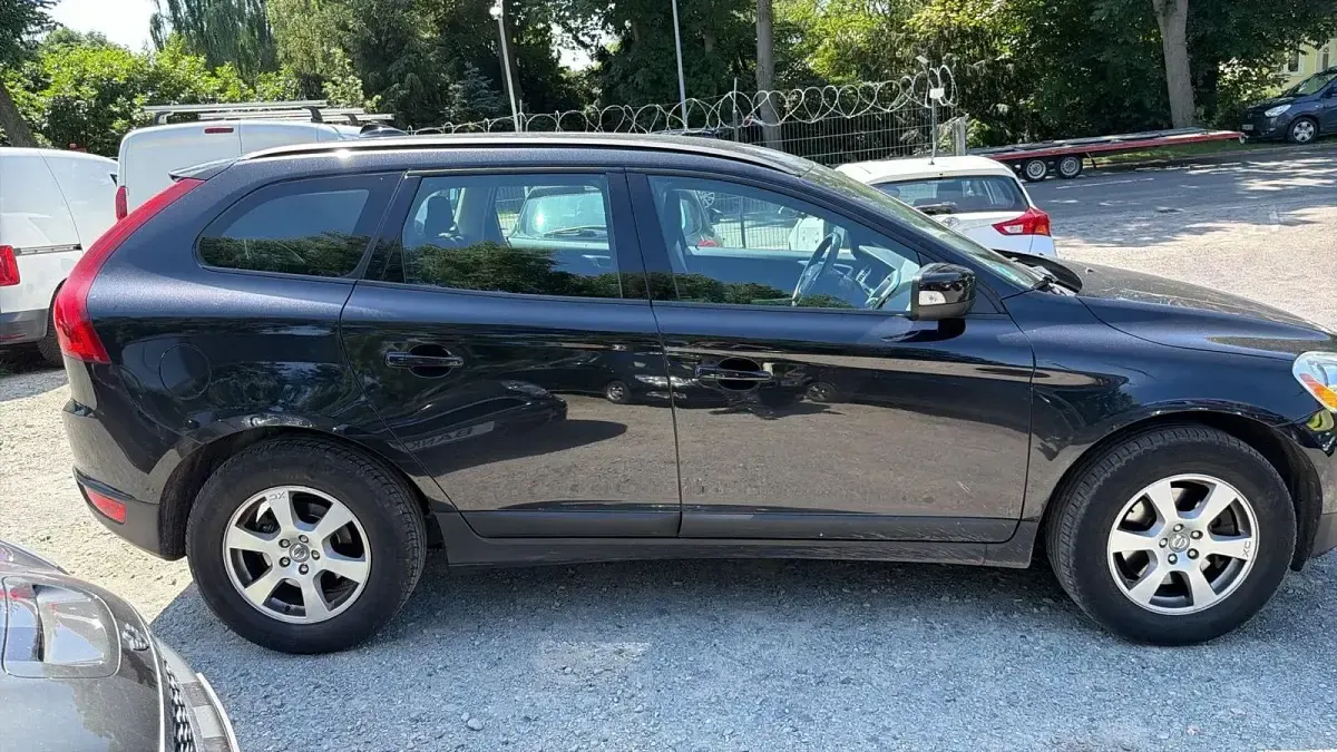 Gebraucht Volvo XC60 163 PS (119 kW) 2011 Schwarz SUV