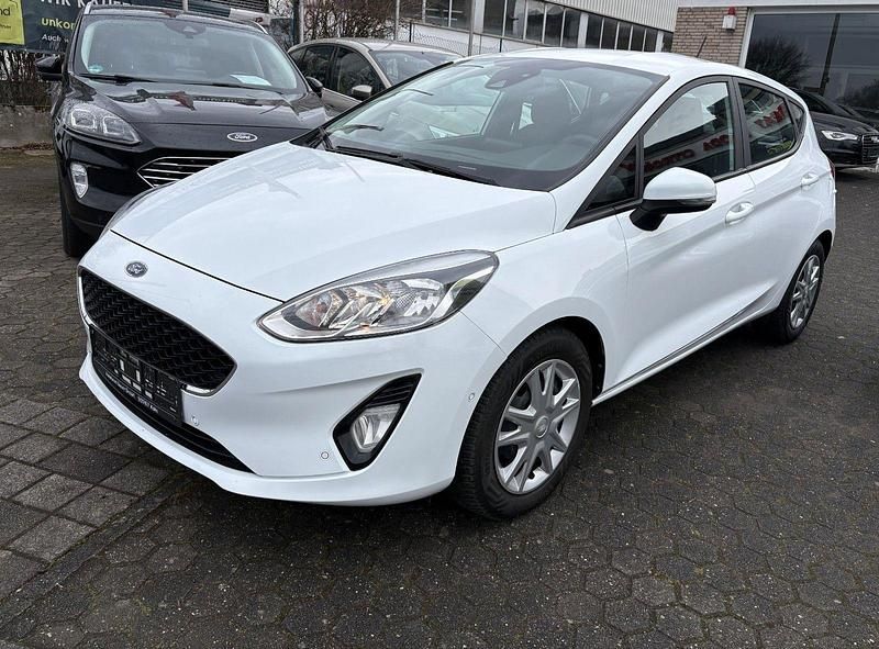 Gebraucht Ford Fiesta Cool & Connect 101 PS (74 kW) 2018 Weiß Kleinwagen