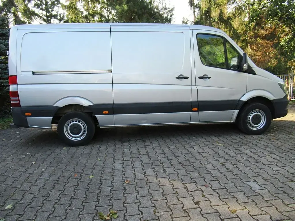 Gebraucht Mercedes Sprinter 129 PS (94 kW) 2015 Silber Van