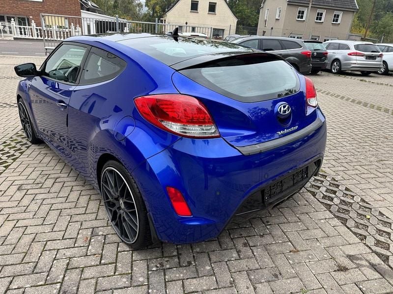 Gebraucht Hyundai Veloster 140 PS (102 kW) 2012 Blau Coupé