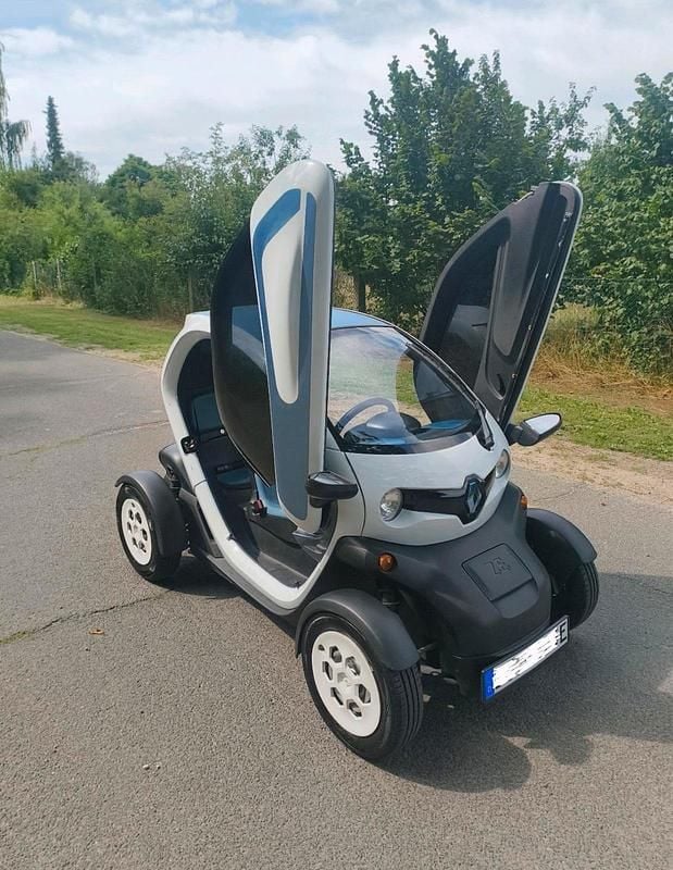 Weiß Gebraucht 2012 Renault Twizy Kleinwagen | 2.999 € (Fairer Preis) - Bild 1/4