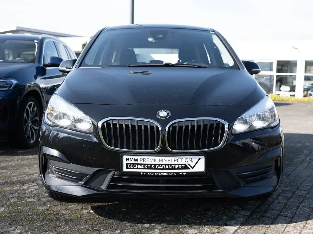 Gebraucht BMW 216 Gran Tourer Efficient Dynamics 116 PS (85 kW) 2021 Schwarz Van / Kleinbus
