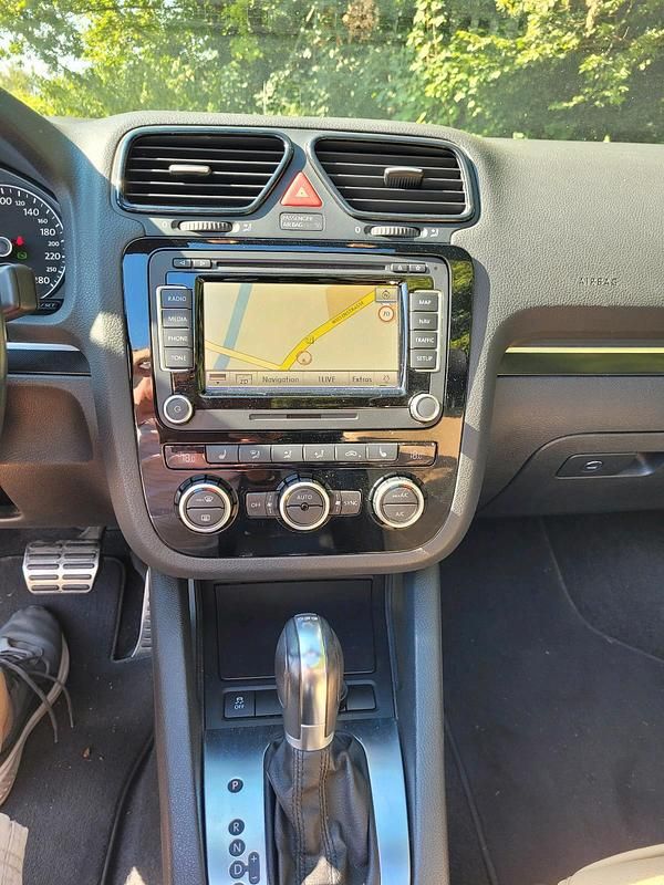 Gebraucht VW Eos 211 PS (155 kW) 2013 Blau Cabrio