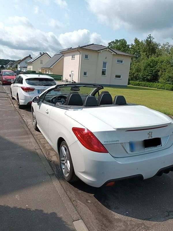 Gebraucht Peugeot 308 CC 160 PS (117 kW) 2012 Weiß Cabrio