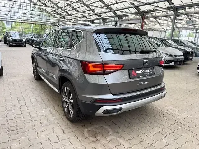 Usado Seat Ateca Xperience 150 CV (110 kW) 2023 Gris SUV