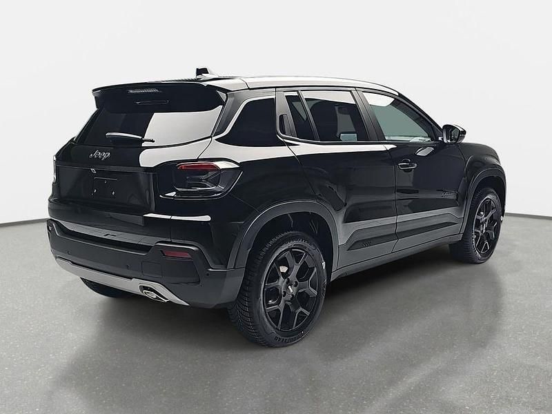 Neu Jeep Avenger 110 PS (80 kW) 2026 Schwarz SUV