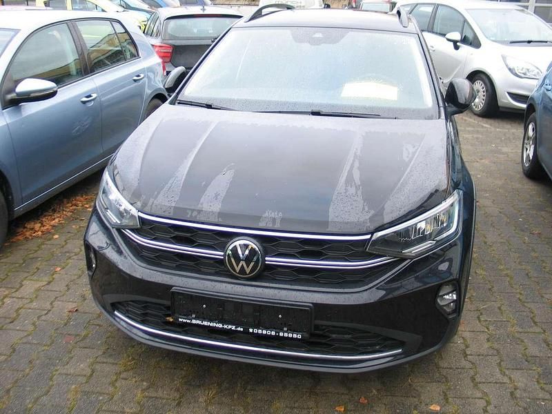 Deepblack Gebraucht 2023 VW Taigo Life SUV | 19.700 € (Guter Preis) - Bild 1/4