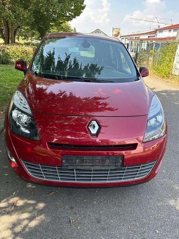 Rot dyna Gebraucht 2010 Renault Scénic III Dynamique Van / Kleinbus | 2.600 € (Superpreis) - Bild 1/4